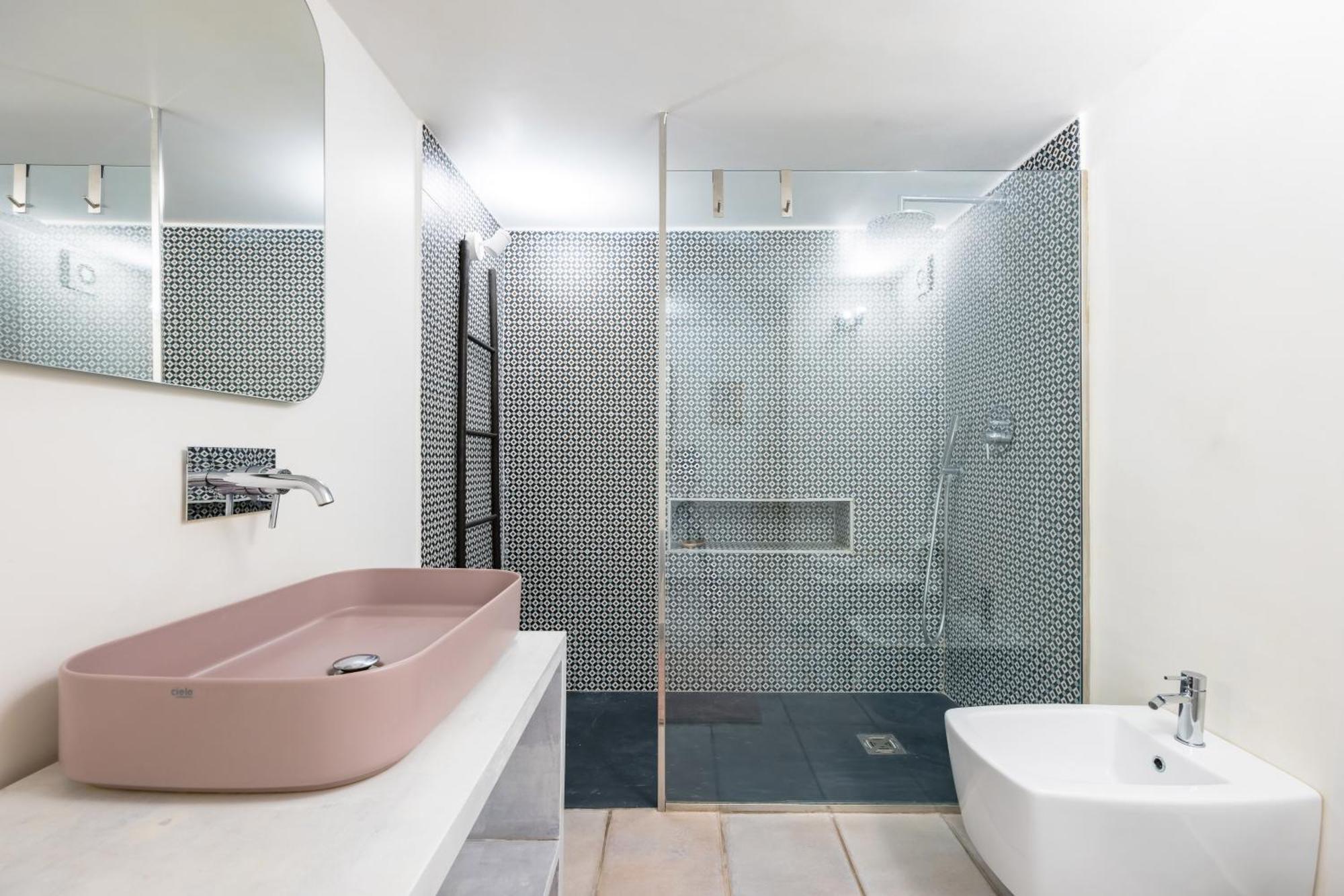 Apartamento Hidden Gem On Chiaia Pedastrian Area By Napoliapartments Nápoles