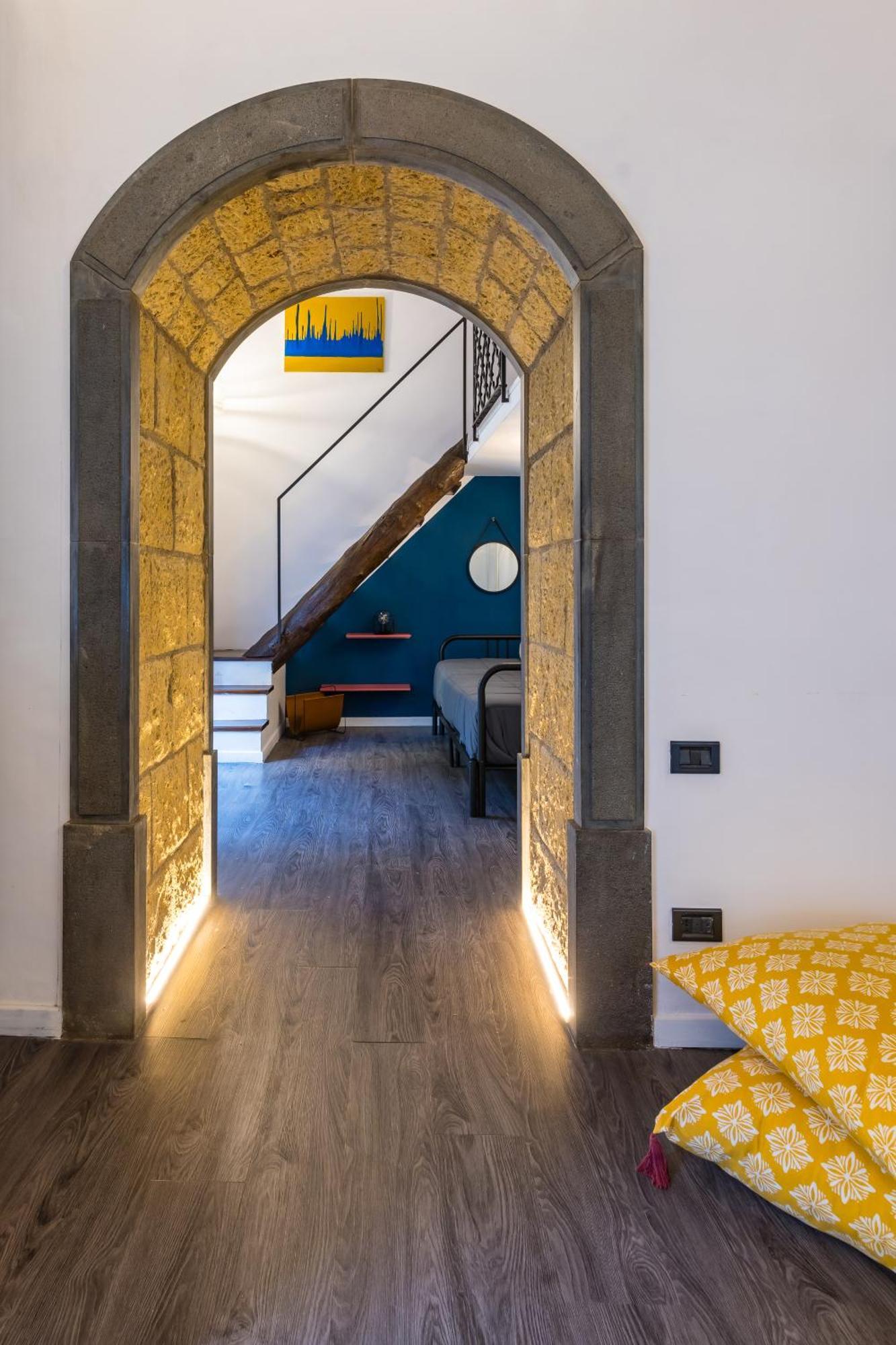 Apartamento Hidden Gem On Chiaia Pedastrian Area By Napoliapartments Nápoles
