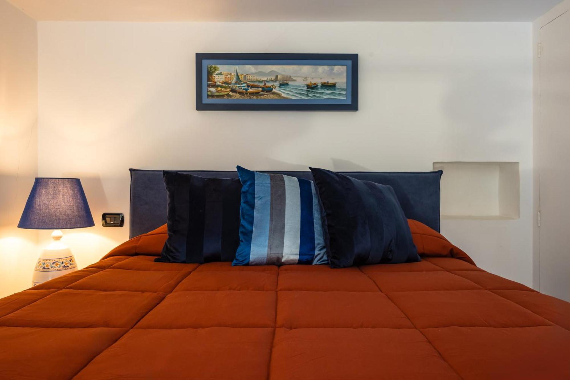 Hidden Gem On Chiaia Pedastrian Area By Napoliapartments Apartamento